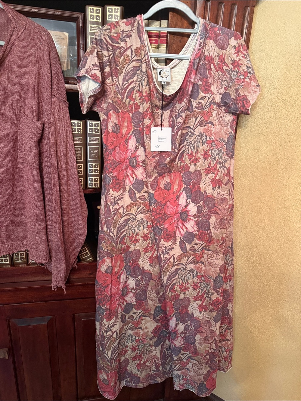 Jaded Gypsy Floral Short-Sleeve Midi Dress - burnt reds Pink Floral
